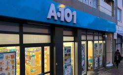 A101 kataloğunda dikkat çeken ürün: Fiyatı emekli maaşına yaklaşan ayakkabı